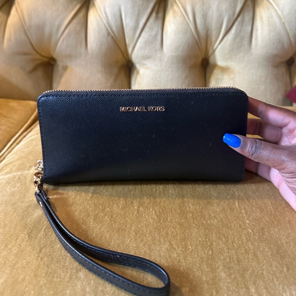 Michael Kors wallet brand new